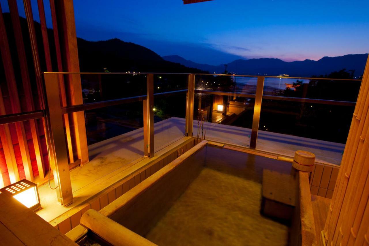 Miyajima Grand Hotel Arimoto Hatsukaichi Ngoại thất bức ảnh