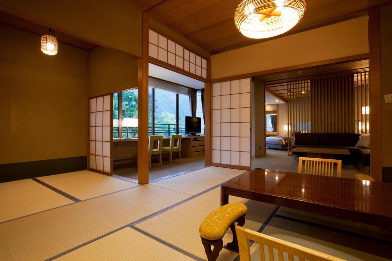 Miyajima Grand Hotel Arimoto Hatsukaichi Ngoại thất bức ảnh